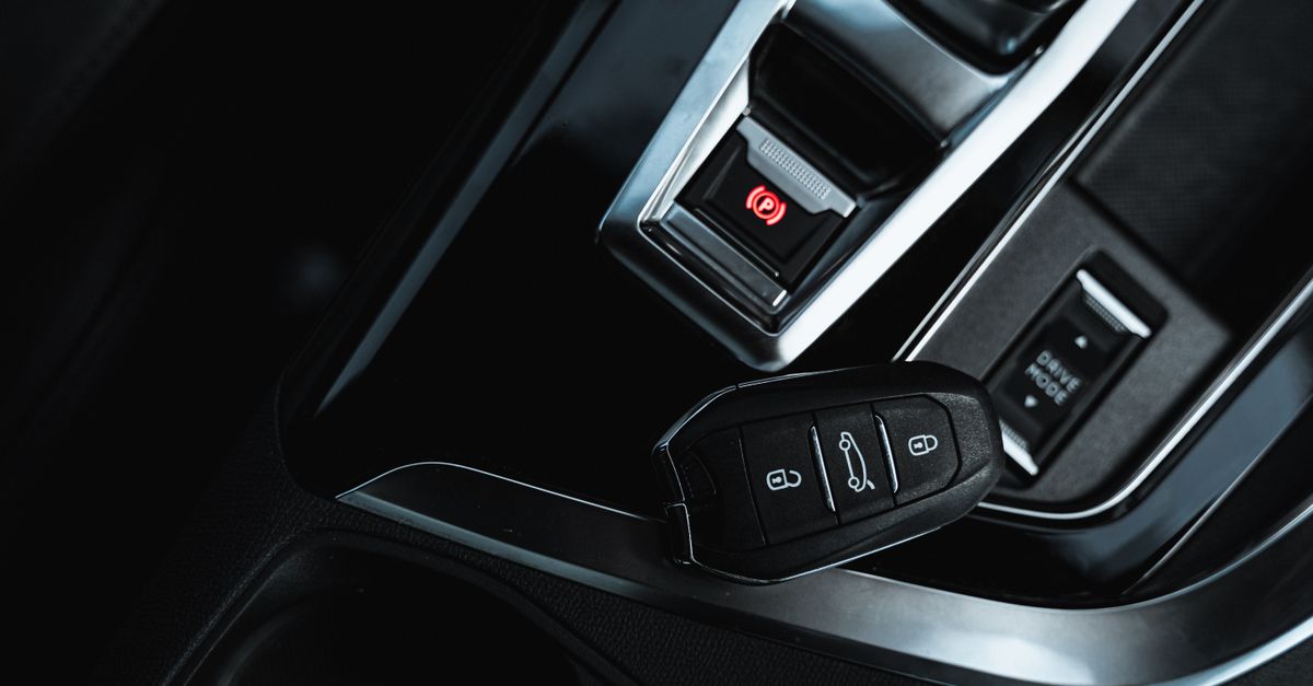 Chevrolet car key fob — Neon Key Locksmith