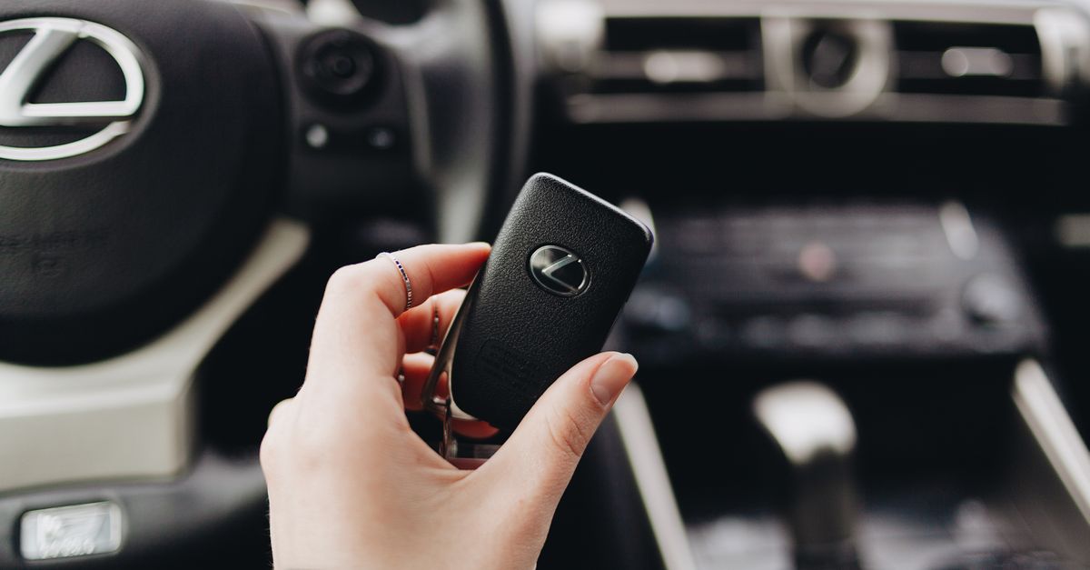 Honda car key fob — Neon Key Locksmith