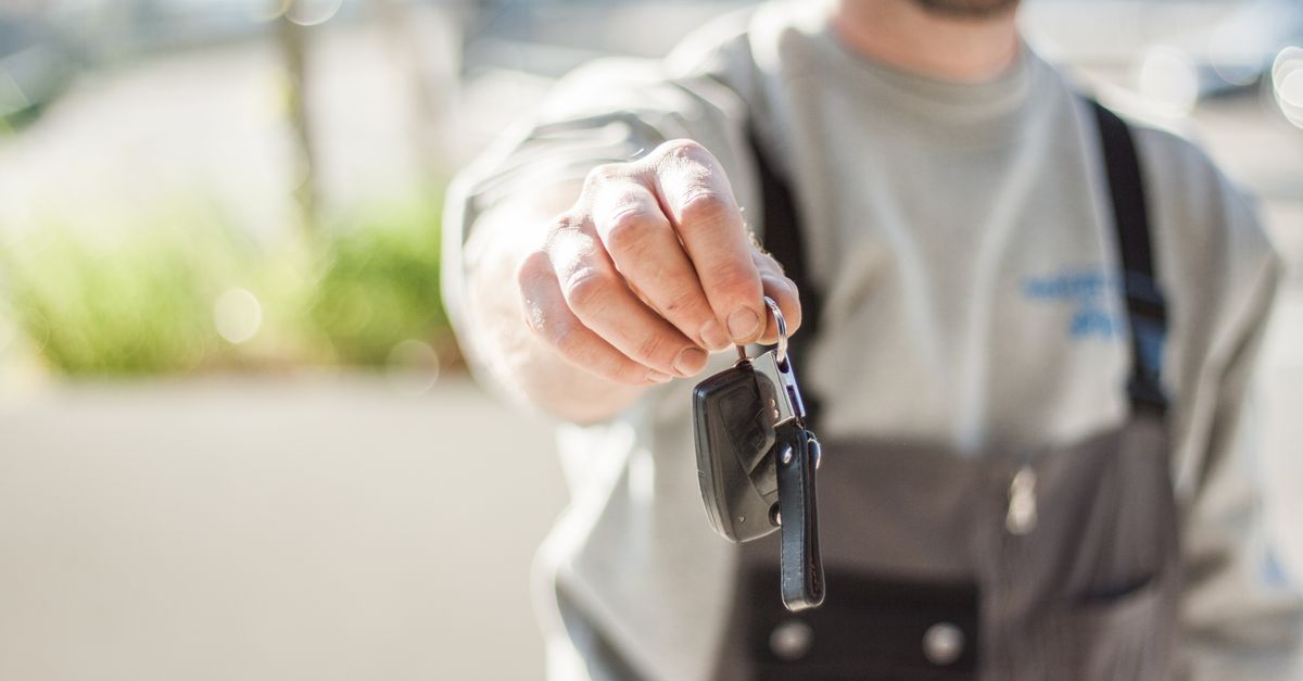 Hyundai car key fob — Neon Key Locksmith