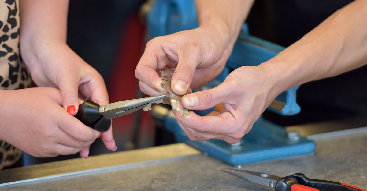 locksmith tools keys — Neon Key Locksmith