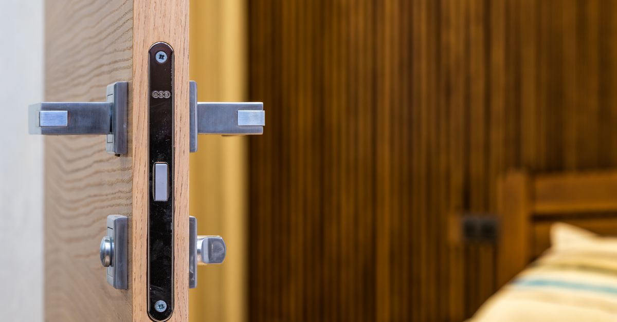 When and Why to Change Your Door Lock — Emergency Locksmith Response Included — Neon Key Locksmith