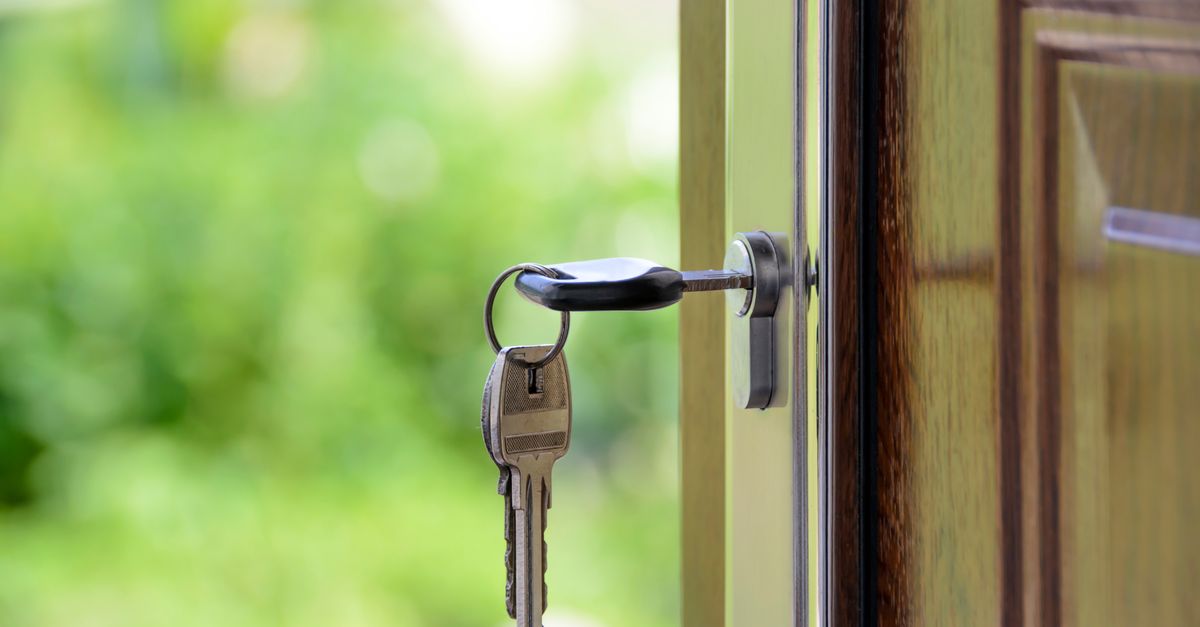 What Determines the Final Price for a House Rekeying Service Visit — Neon Key Locksmith